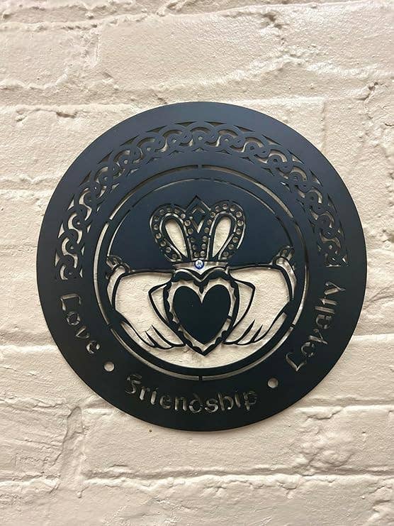 Exclusively Irish Claddagh Round-Shaped Wall Hang