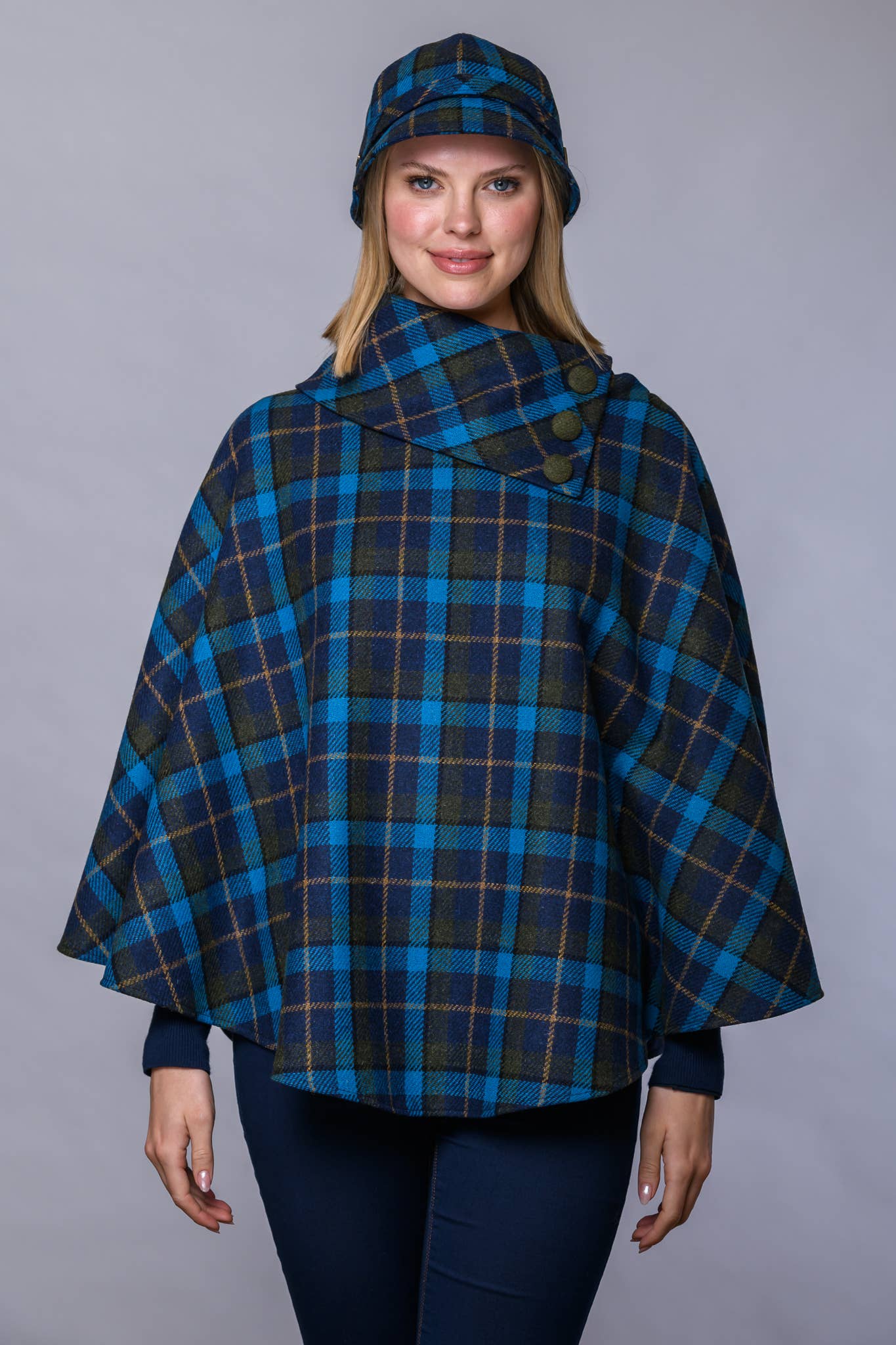 Mucros Irish Country Poncho #404
