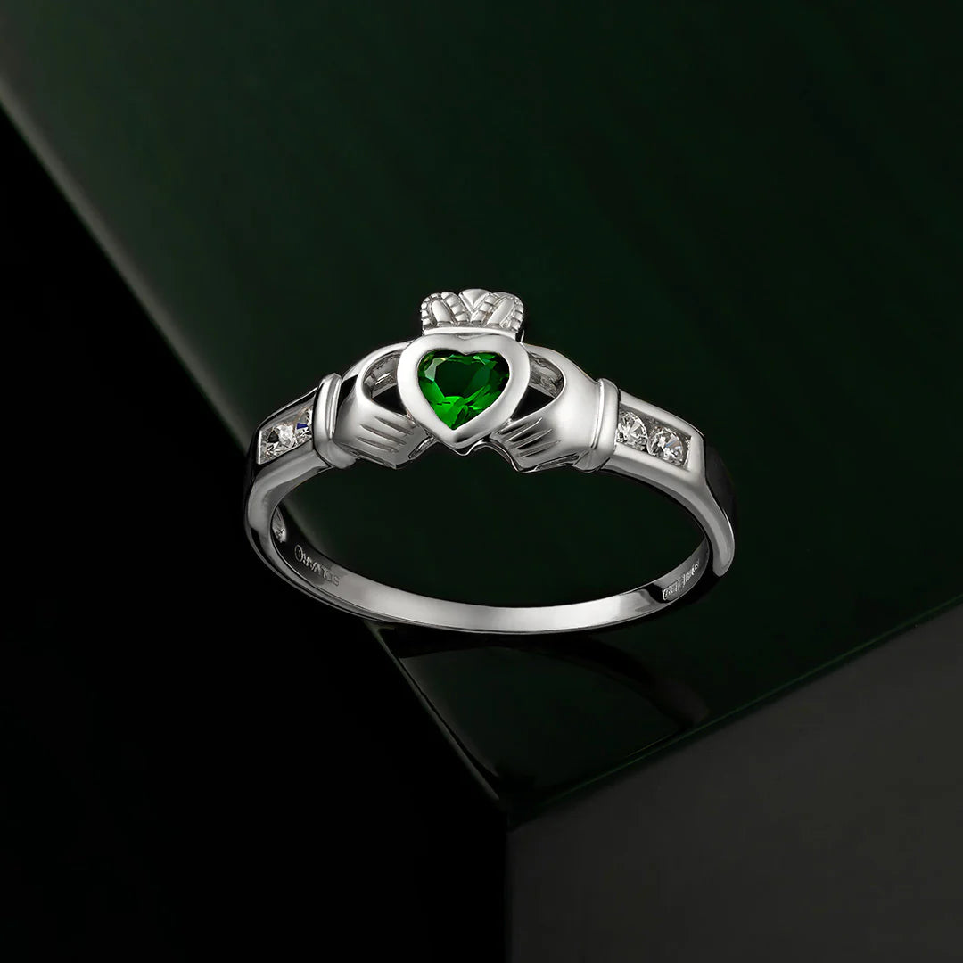 Silver Emerald CZ Shoulders Claddagh Ring