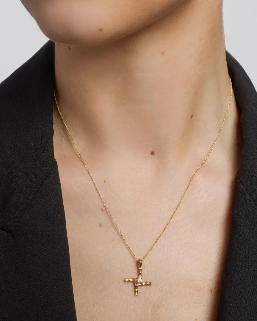 St Brigid's Cross Necklace in 10kt Gold
