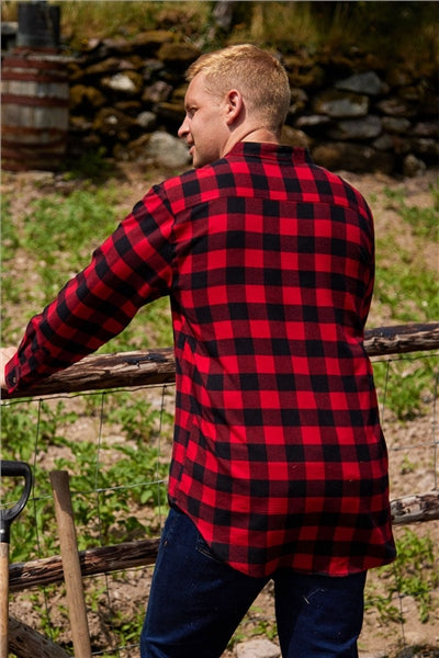 Lee Valley Red/Black Flannel Grandfather Shirt