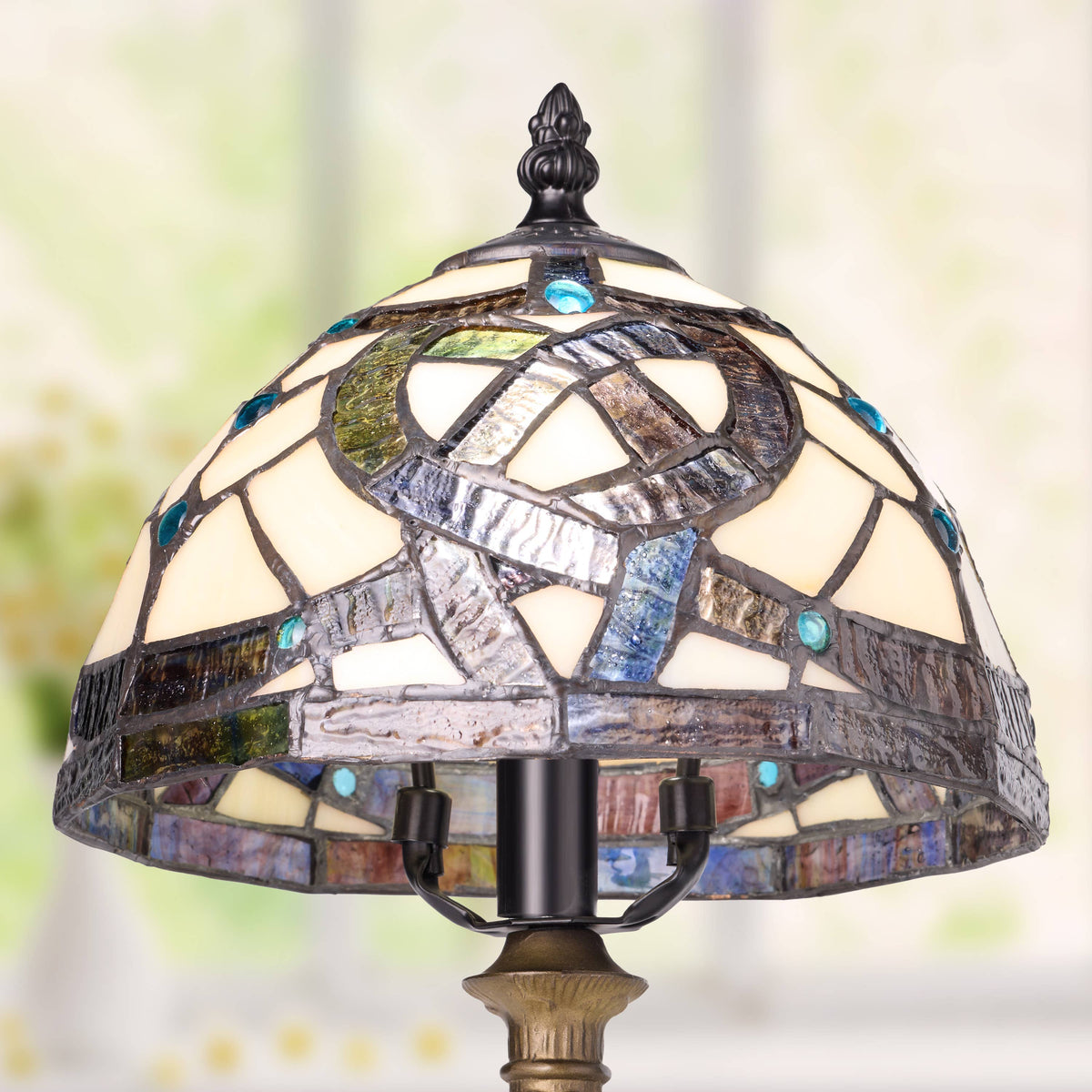14" Celtic Pathways Stained Glass Amber Table Lamp