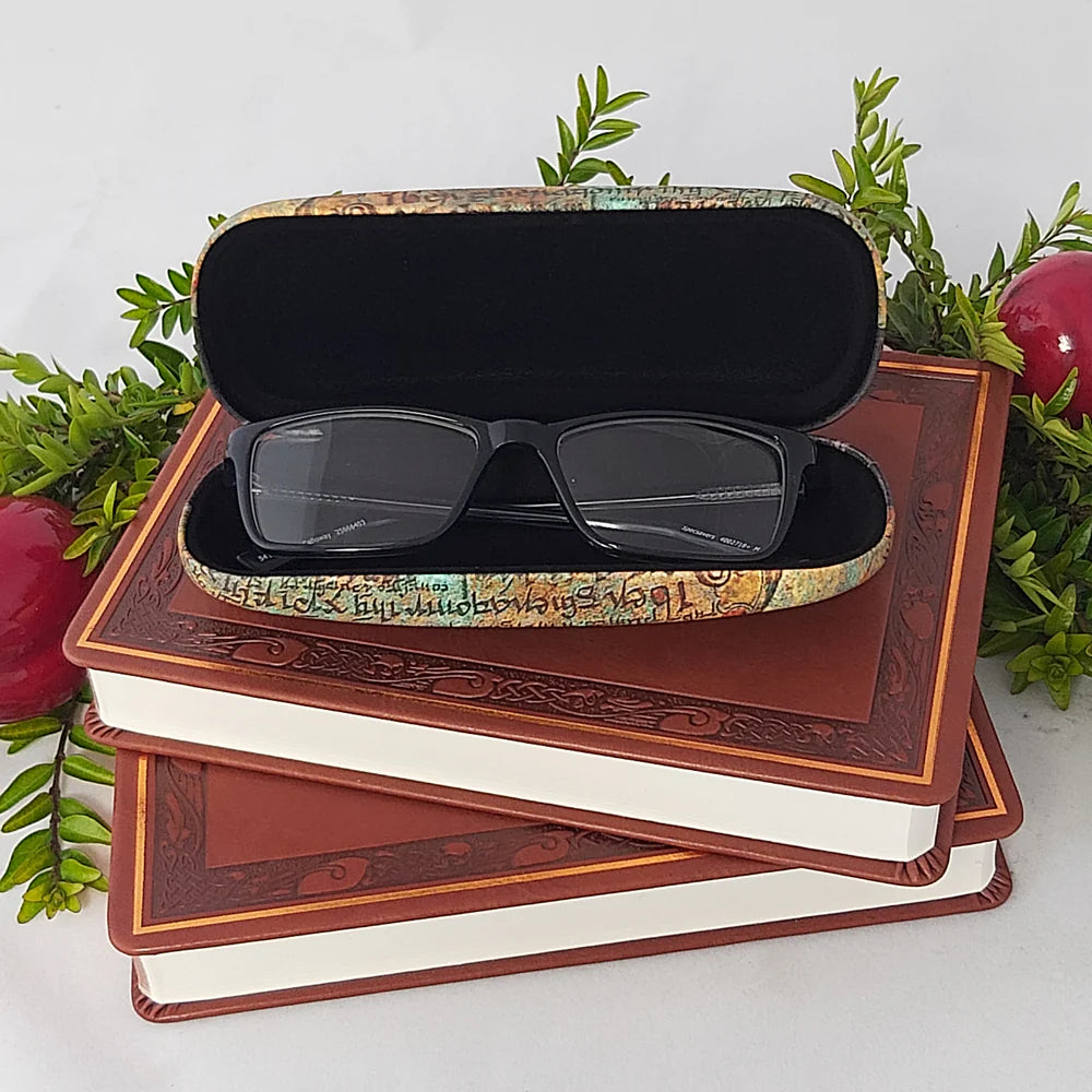 Celtic Eyeglass case-Celtic Shamrock