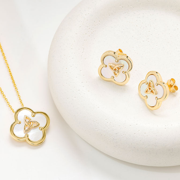 14kt Gold Vermeil Trinity Clover Mother of Pearl Necklace