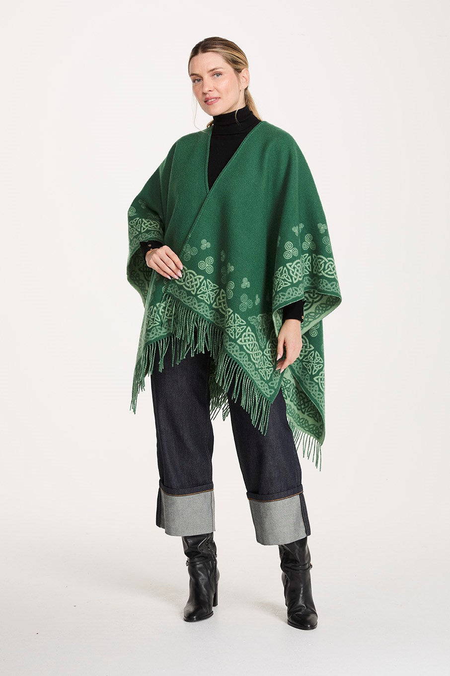 Aran Shawl with Celtic Swirl