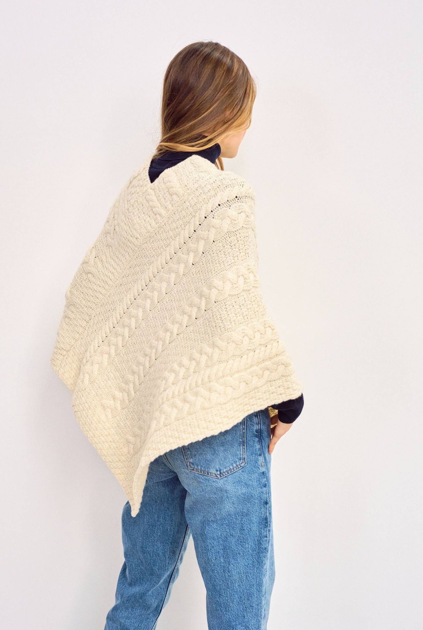 Easkey Ladies Classic Aran Button Poncho - Cream