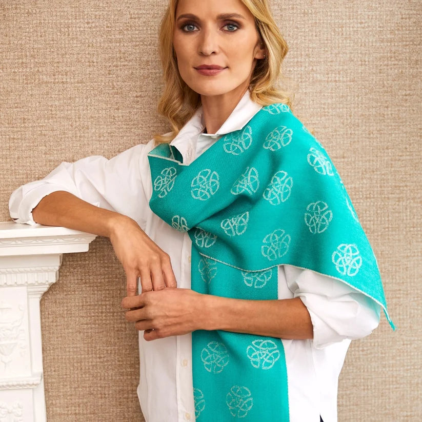Patrick Francis Celtic Knot Wool Scarf in Spectra Green