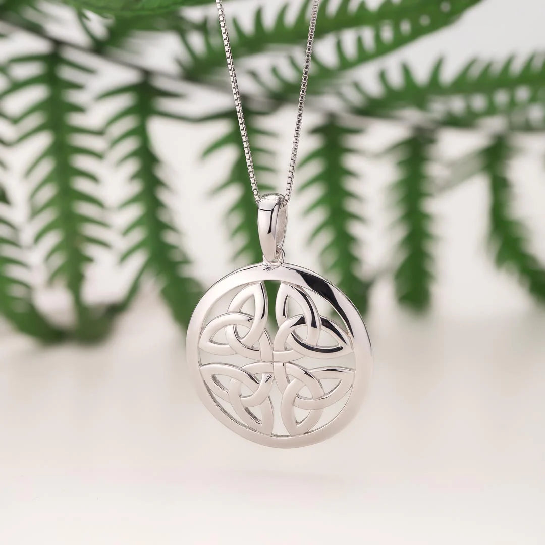 Solvar Sterling Silver Round Four Trinity Knot Pendant
